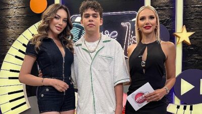 Zeynep Bozkaya'nın sunuculuğunu, Suat Yanç'ın yapımcılığını üstlendiği Dream Türk'ün sevilen
