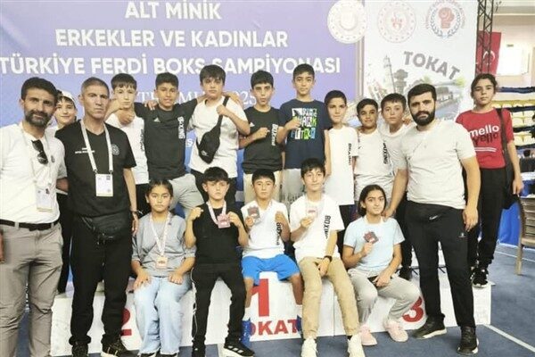Erzurumlu boksörlerden Türkiye Şampiyonası’nda başarı Erzurum Gençlik ve Spor İl Müdürlüğü’nün açıklamasına göre, 14-21 Temmuz