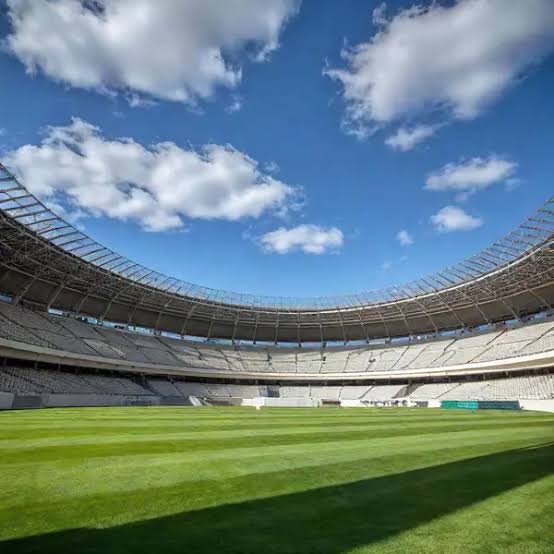 Türkiye Süper Ligi, yalnızca sahadaki mücadele ile değil, tribünlerdeki coşkusuyla
