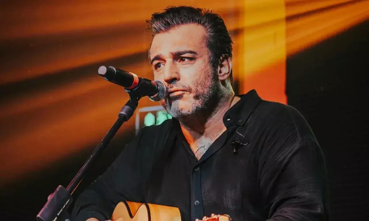 Popstar Türkiye yarışmasıyla geniş kitlelerin tanıdığı şarkıcı Rıza Tamer, Bodrum’da
