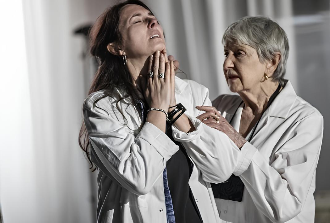 İKSV’nin 30. İstanbul Tiyatro Festivali için paylaştığı ilk program ipuçları,