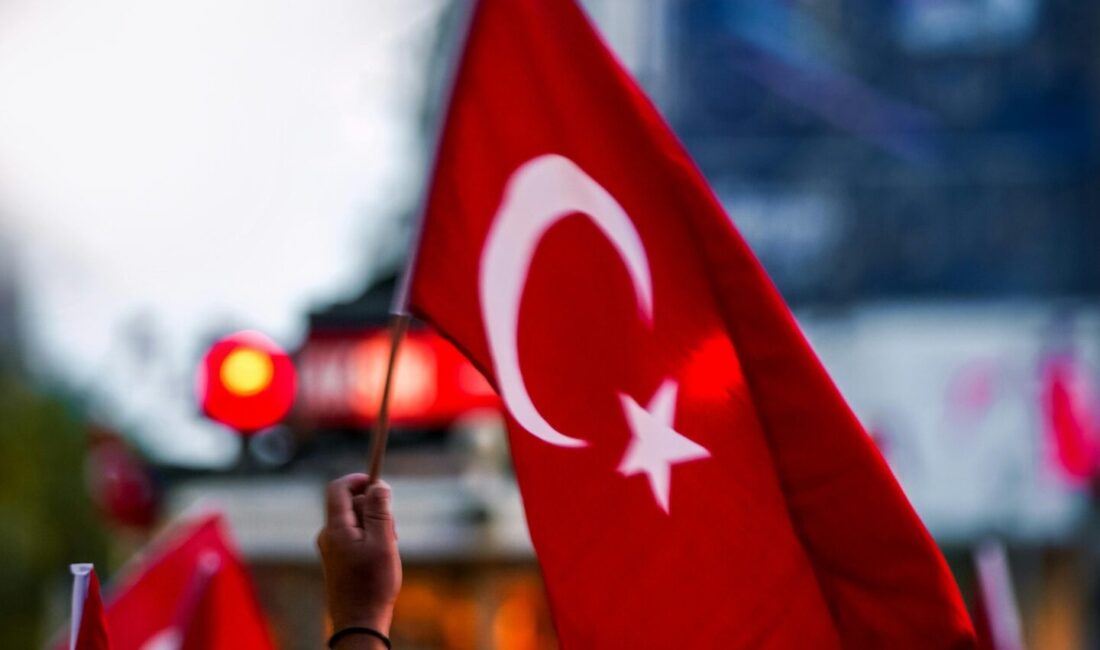 Bugün 1 Mayıs… Kimi fabrikada, kimi tarlada, kimi ofiste, kimi