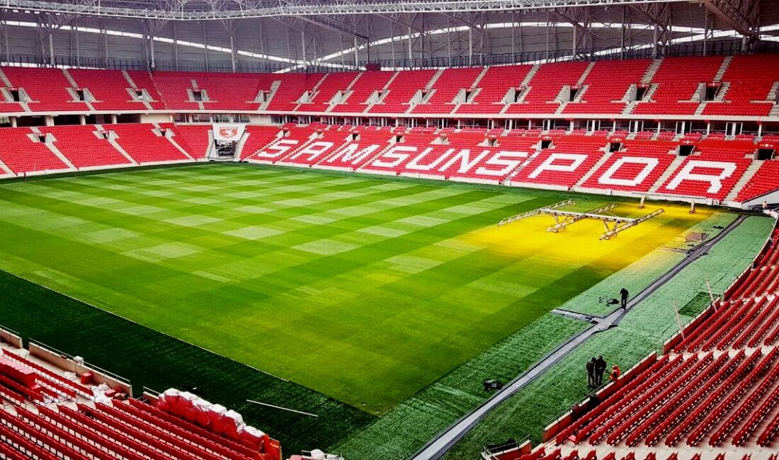 Samsunspor’da Veda Zamanı: Beş İsimle Yollar Ayrıldı Samsunspor, takım kaptanı Zeki Yavru başta olmak üzere dört futbolcu