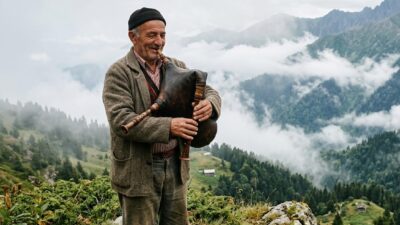 Bazı sesler vardır, coğrafyanın kendi çığlığıdır. Ne zaman bir tulum