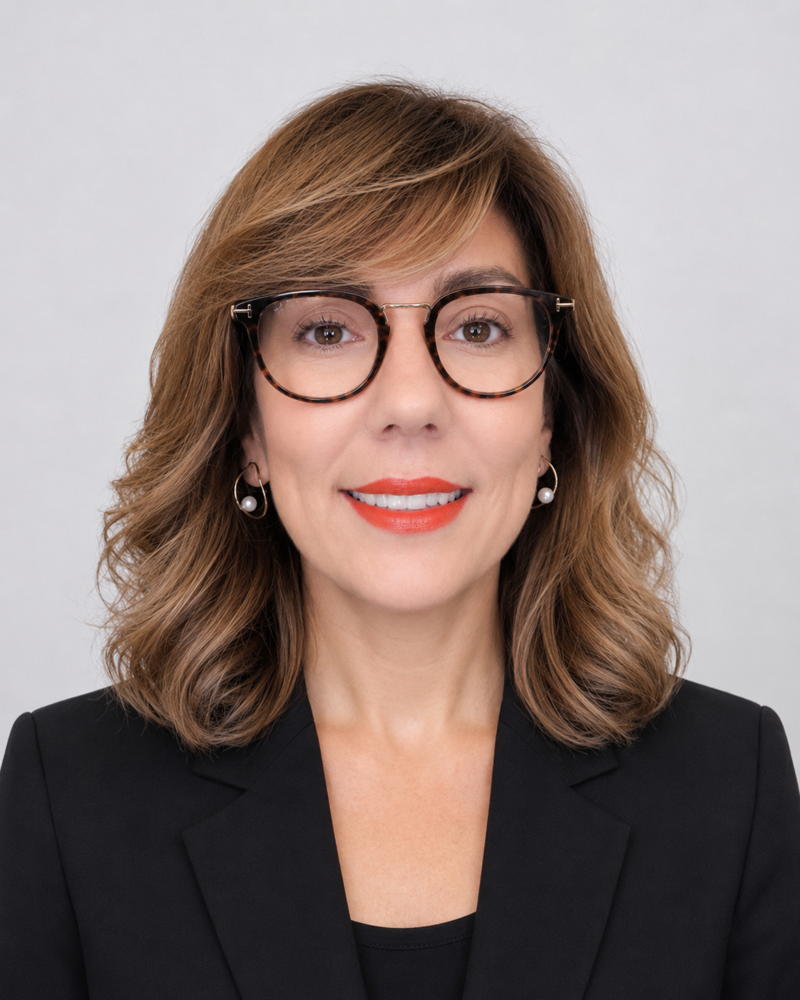 AYŞE YAVUZ