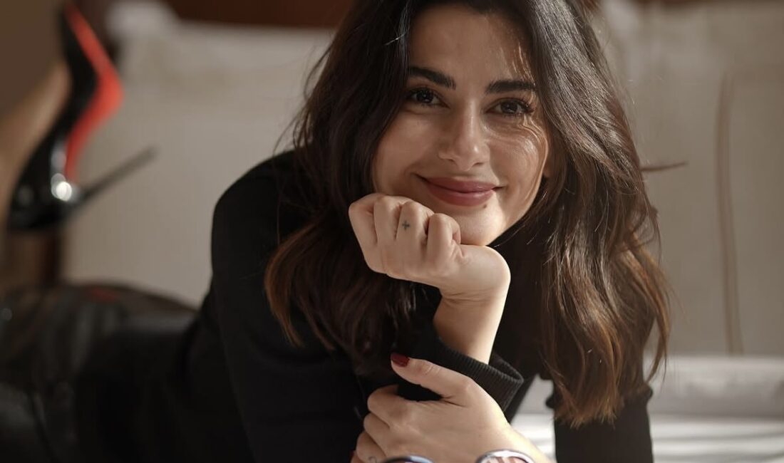 Nesrin Cavadzade kimdir, kaç yaşında, nereli? Daha 17 Şebnem kimdir? Televizyon ve sinema projelerinde yer aldığı rollerle geniş bir izleyici