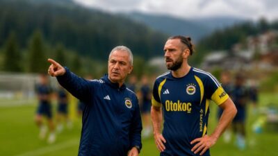 Fenerbahçe, yeni sezon hazırlıkları kapsamında Topuk Yaylası kamp kadrosunu açıkladı.