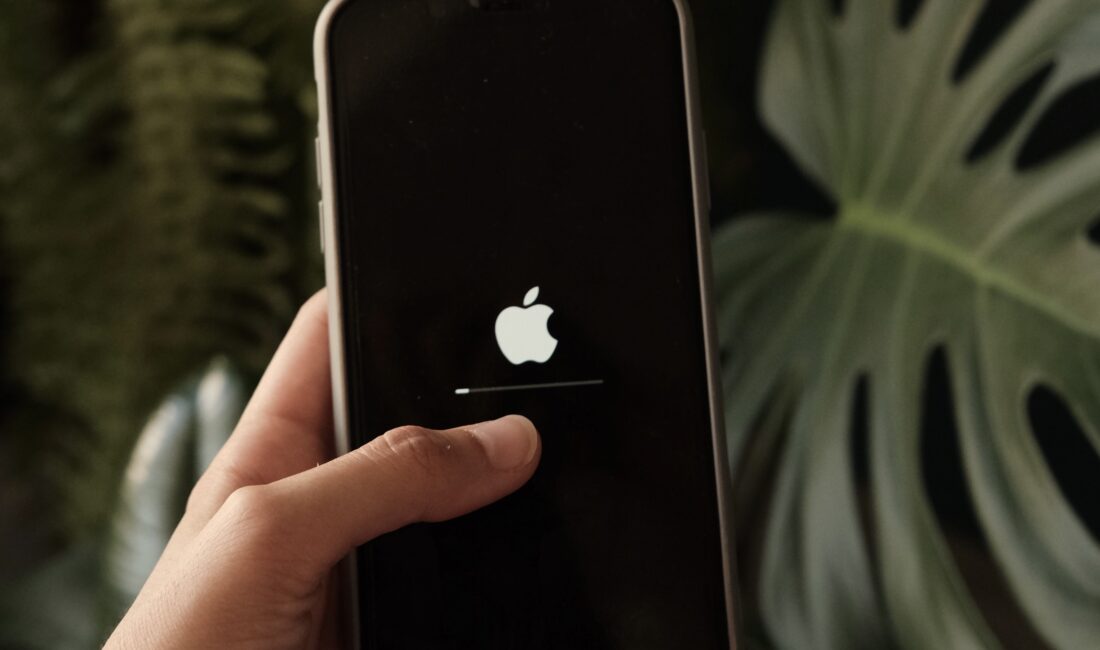 Apple, iPhone kullanıcıları için iOS 26.6 güncellemesini kullanıma sundu. Yeni