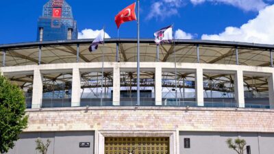 Beşiktaş, yeni sezon kadro planlaması kapsamında 6 futbolcu ile yollarını