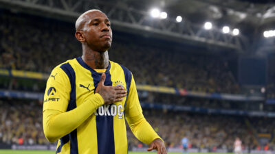 UEFA Şampiyonlar Ligi 2. Ön Eleme Turu rövanş maçında Fenerbahçe,