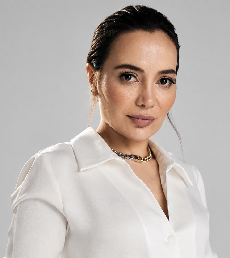 İsabel İlgen yazar fotoğrafı