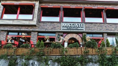 Balat-Cibali hattında Haliç manzarasına karşı hizmet veren Matiate İstanbul, serpme