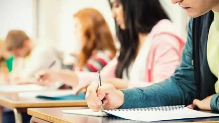 Milli Eğitim Bakanlığı (MEB), Özel Öğretim Kurumları Yönetmeliği kapsamında özel