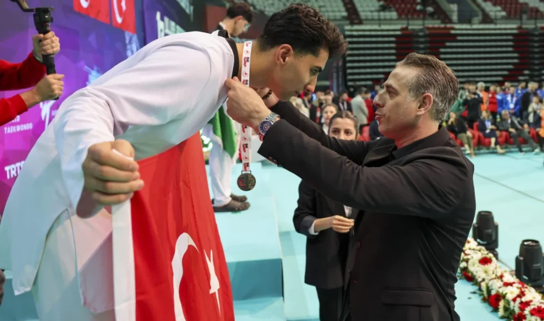 Van’ın Gevaş ilçesi nüfusuna kayıtlı genç tekvandocu Mehmet Raci Şahin,