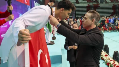 Van’ın Gevaş ilçesi nüfusuna kayıtlı genç tekvandocu Mehmet Raci Şahin,