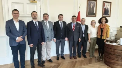Çukurova Üniversitesi heyeti, Edinburgh'da gerçekleştirdiği diplomatik ve ticari temaslarla Türkiye-İskoçya