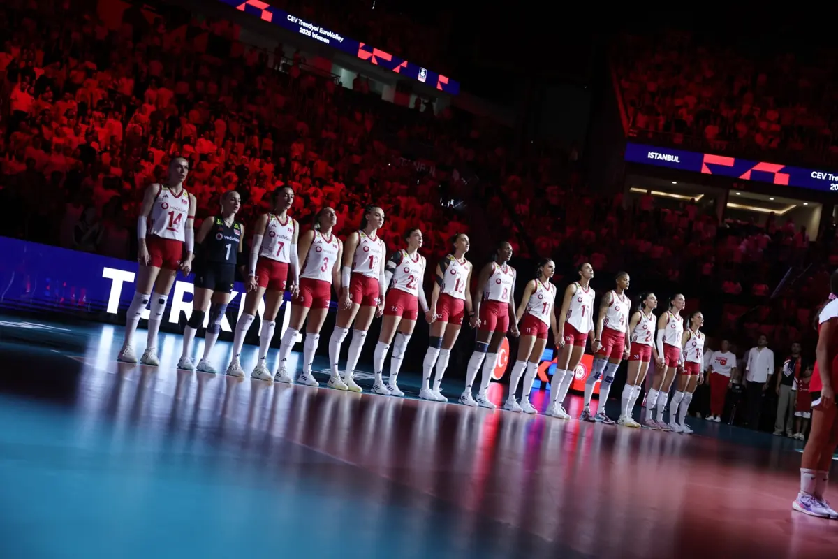 A Milli Kadın Voleybol Takımı, Avrupa Şampiyonası yarı finalinde Sırbistan’ı
