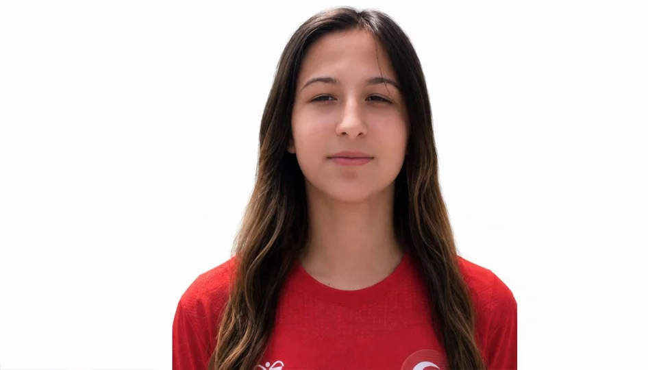 Isparta Görme Engelliler Spor Kulübü sporcusu Damla Otlukaya, Fransa’da düzenlenen