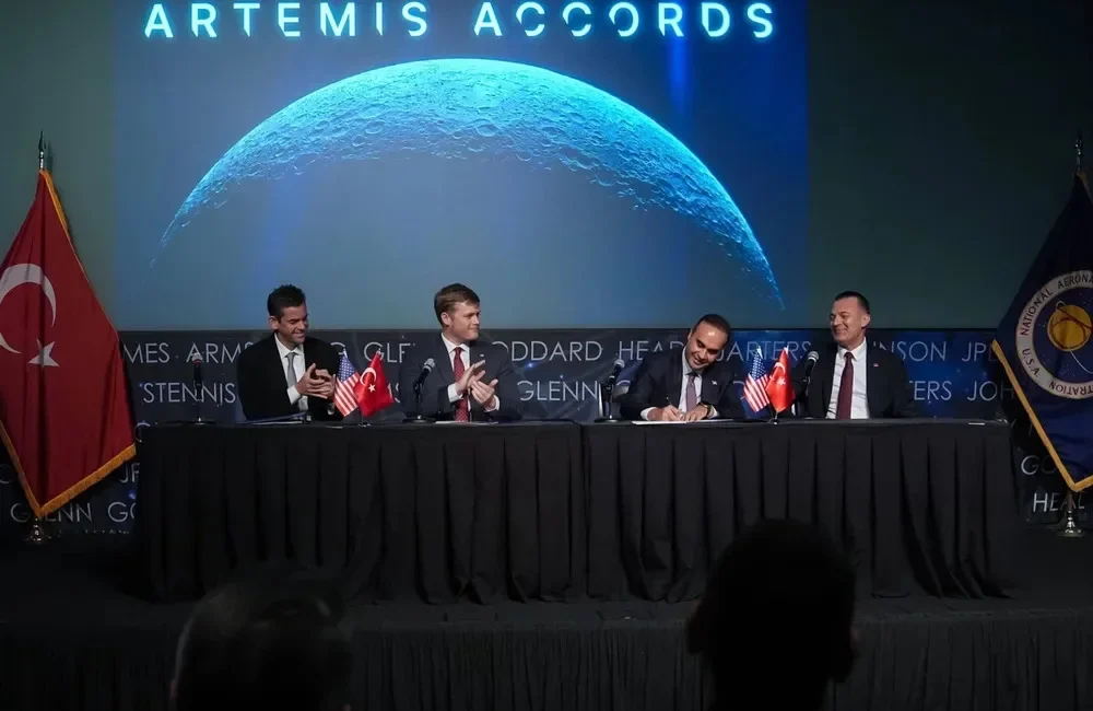 Türkiye, Ay keşiflerinin güvenliğini ve uzayın barışçıl, sürdürülebilir kullanımını hedefleyen