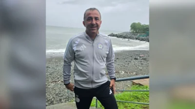 Çaykur Rizespor Teknik Direktörü Recep Uçar, Fenerbahçe maçı öncesi açıklamalarda