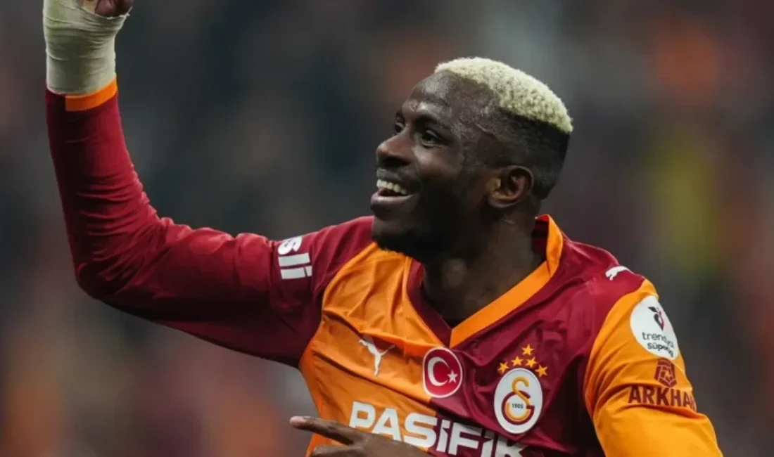 İstanbul'da oynanan derbi mücadelesinde Galatasaray, Victor Osimhen'in golleriyle Fenerbahçe'yi 2-1
