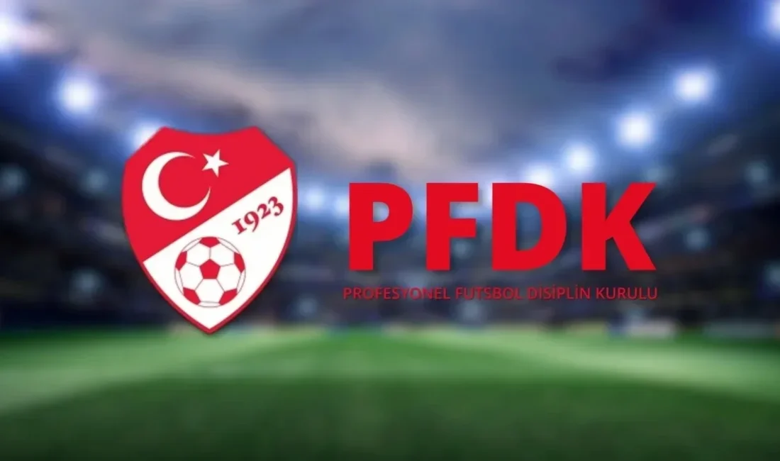 Süper Lig derbisi sonrası Galatasaraylı Abdülkerim Bardakcı ve Fenerbahçeli Archie